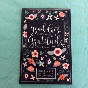 Good Days start with Gratitude Journal